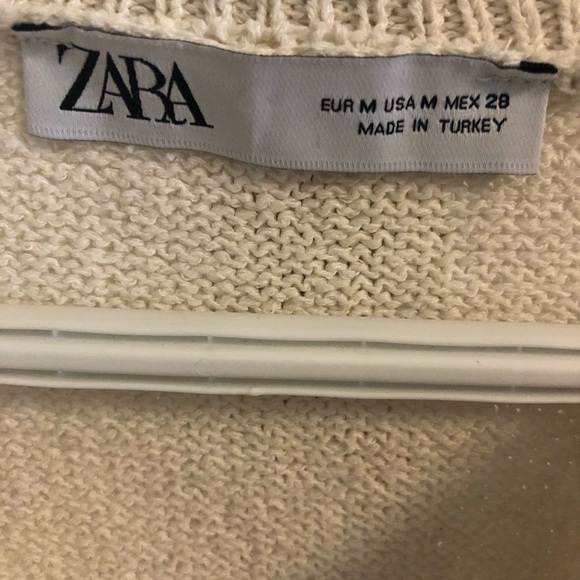 Cream sweater with crochet sleeves, wear as cardi or sweater, medium - Picture 5 of 6